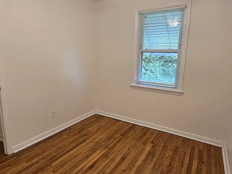 302 Bethel Rd — Photo 29