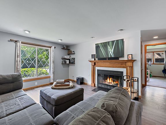 2nd image of 1113 Flamingo Ct