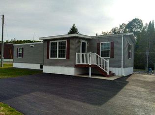 20 Paradis Ave, Frenchville, ME 04745