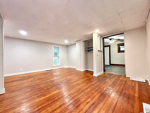 5th image of 241 S 30th St