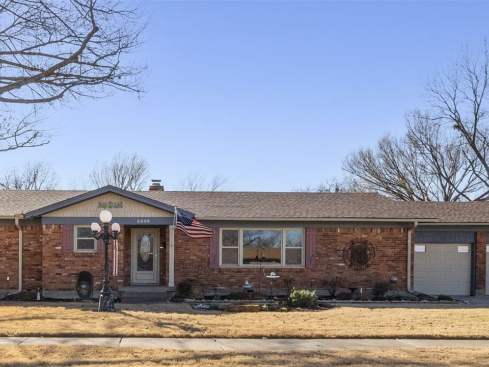 1st image of 3609 Granada Dr