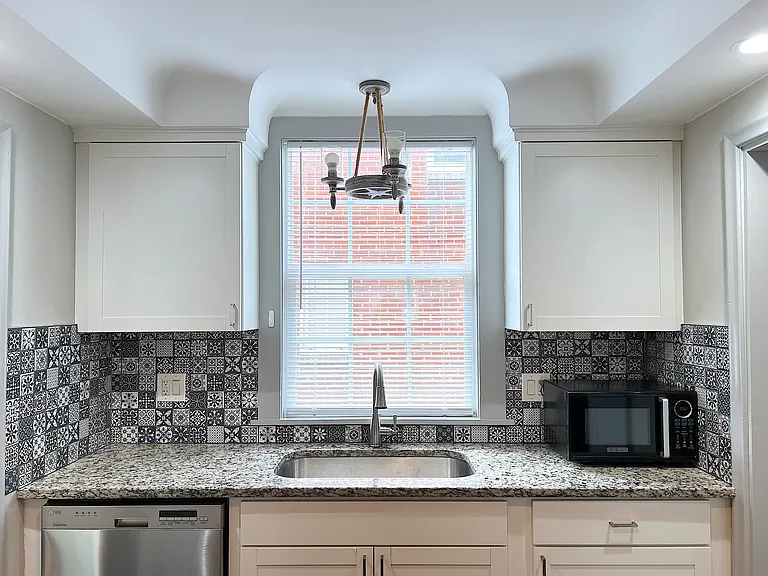 4411 Devonshire Rd — Photo 9
