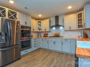 2004 Oakbriar Cir, Indian Trail, NC 28079