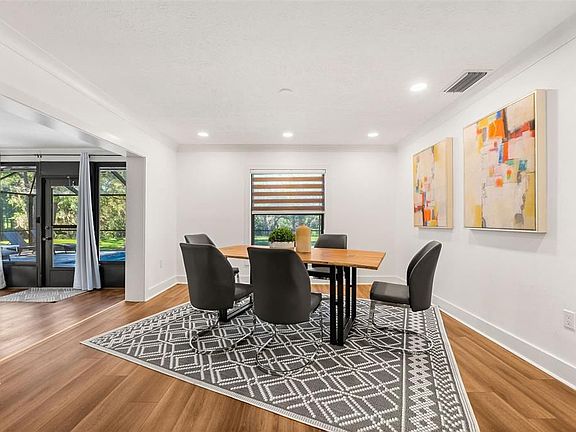 5th image of 5586 Sweetwater Oak Dr