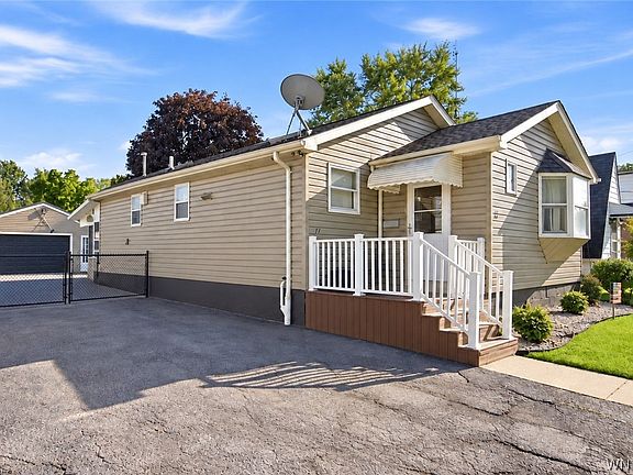 5th image of 11 Schuler Ave