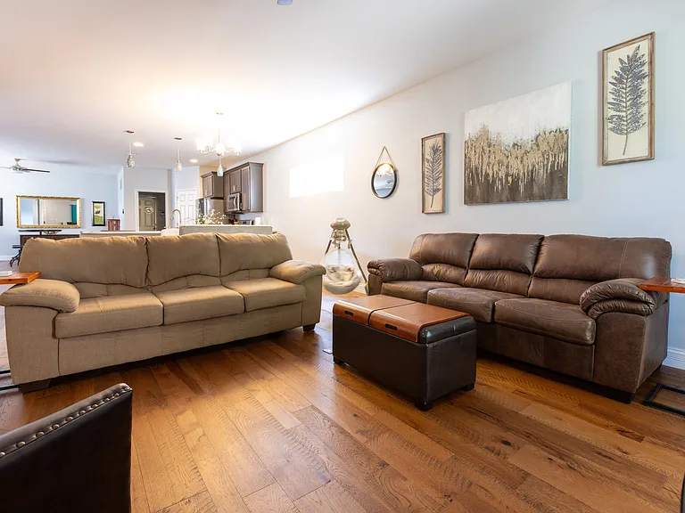 3214 Henrietta St — Photo 36