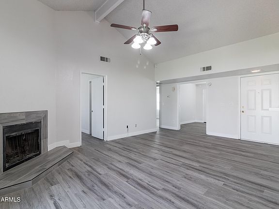5th image of 5326 W VOLTAIRE Drive
