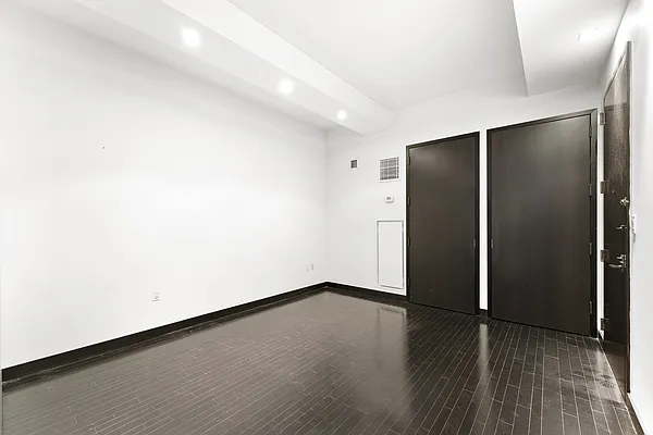Sold by Compass | media 6
