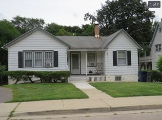 7 Lynch St, Elgin, IL 60123