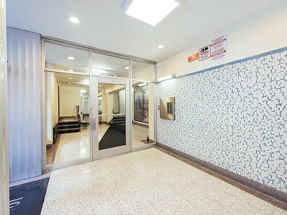 3rd image of 1010 Sherman Ave APT 6H