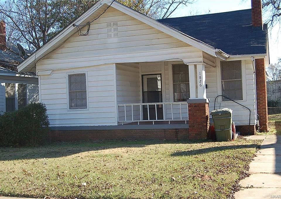 2nd image of 1826 James Ave