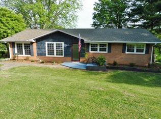 4628 Woodcliff Dr, Kingsport, TN 37664