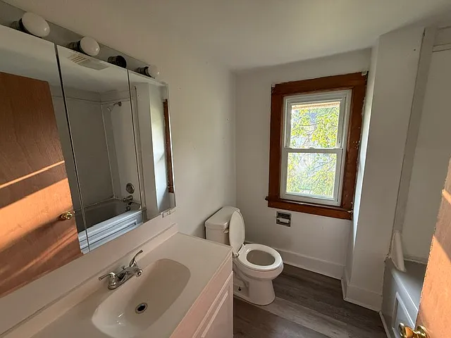 3 bed, 1458 sqft, $1,000 — Photo 2