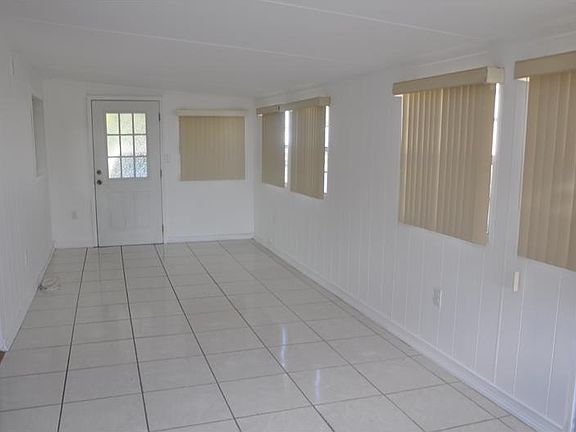 4th image of 21768 N Heritage Cir