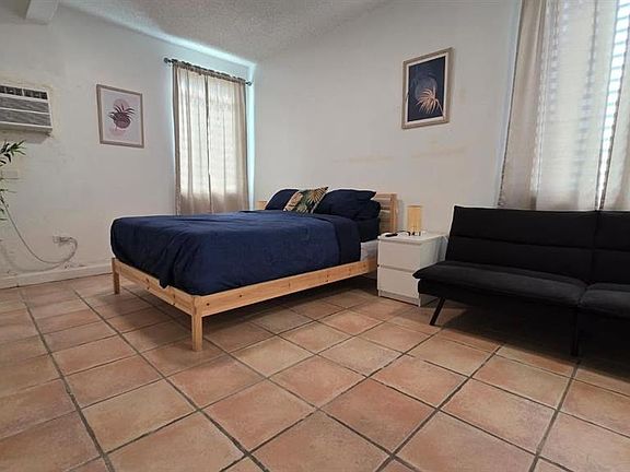 2nd image of 108 DONCELLA STREET