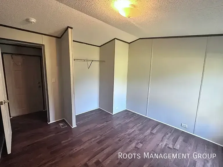 5515 Rivercreek Dr #110 — Photo 11
