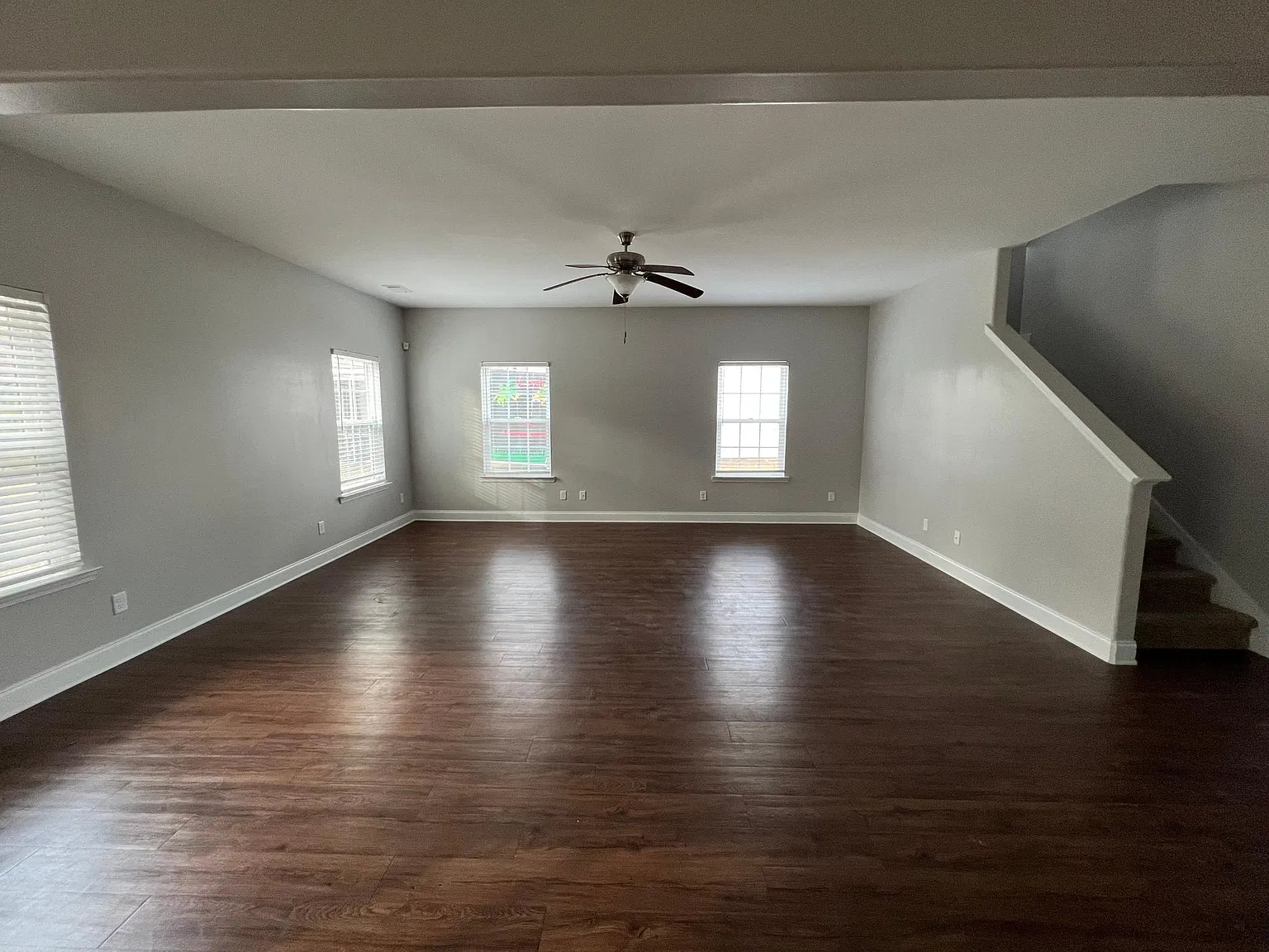 355 Coconut Dr — Photo 4