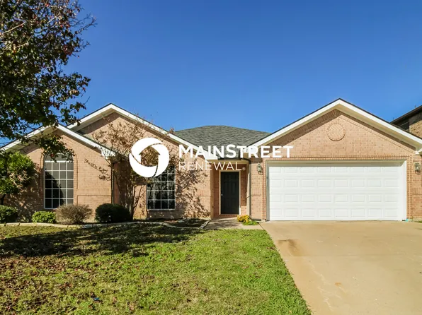 2520 Castle Pines Dr, Burleson, TX 76028