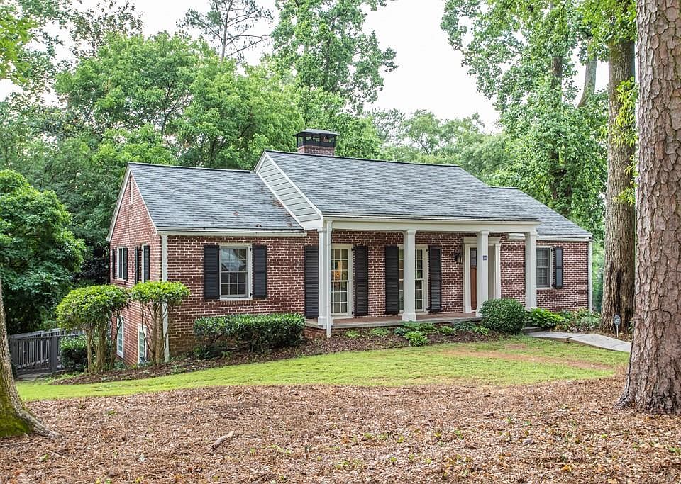 1st image of 341 Meadowbrook Dr NE
