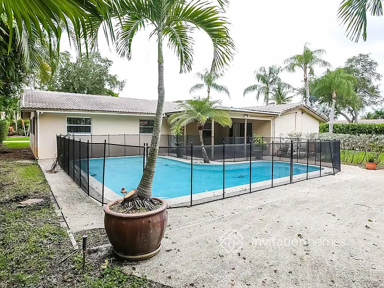 11090 Glenwood Dr — Photo 13