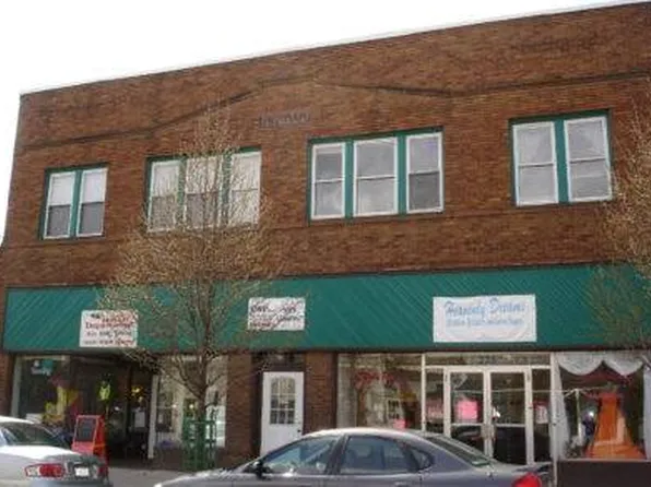 275 N 15th St APT 3, Sebring, OH 44672