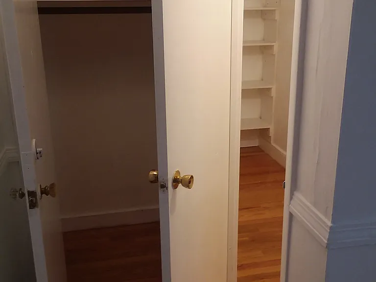 219 Washington St #9 — Photo 10