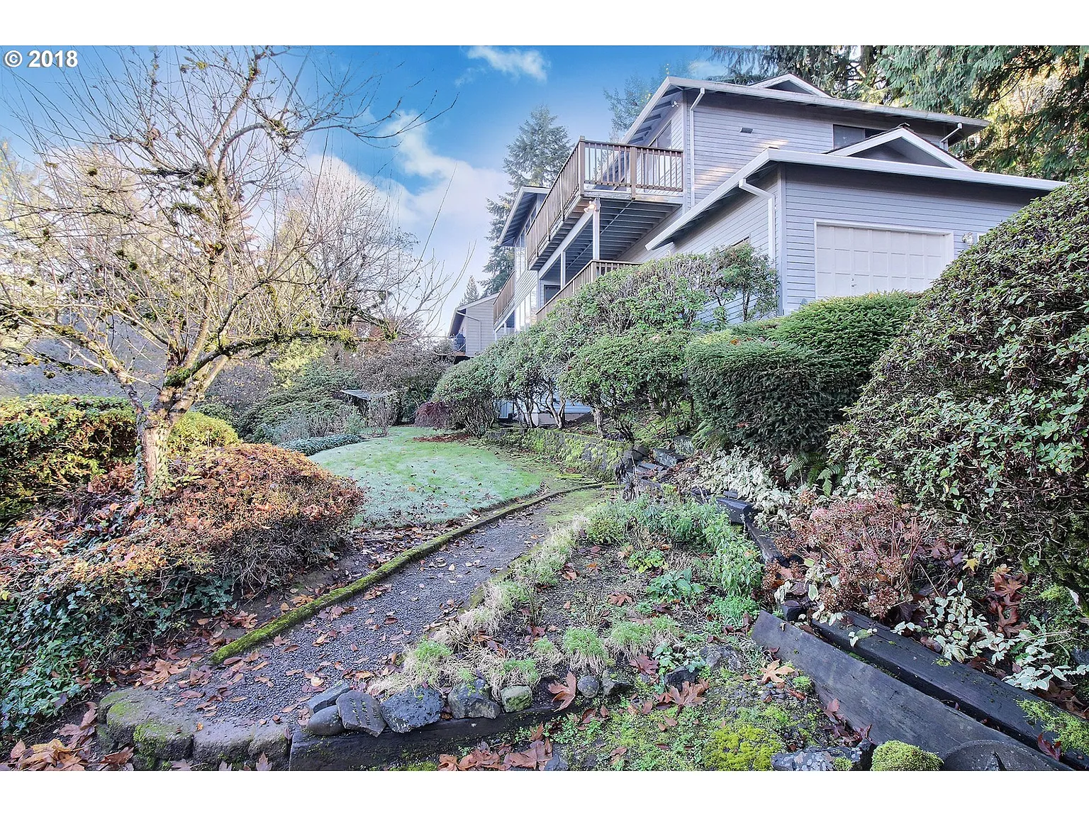 1359 Larch St photo 1