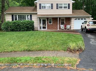 6 Reservoir Pl, Rockaway, NJ 07866
