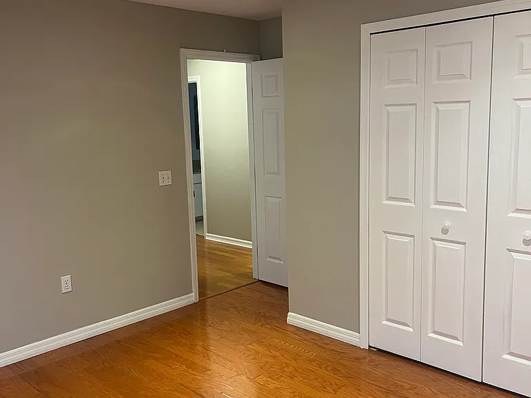 2052 Windwood Ln — Photo 19