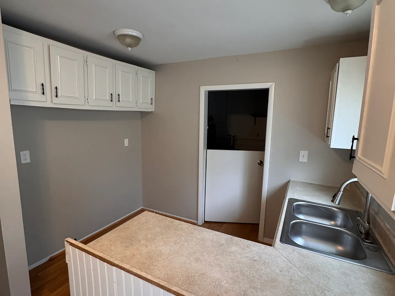 3 bed, 1034 sqft, $1,675 — Photo 3