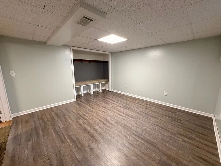 3033 New Holland St — Photo 22