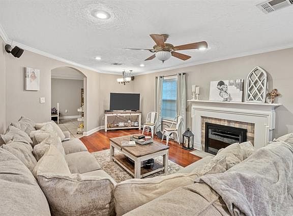 4th image of 2305 Norben Dr