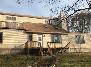 131 Lamsden Dr, Albrightsville, PA 18210