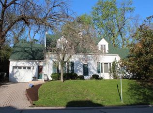 885 Clifton Crest Ter, Cincinnati, OH 45220