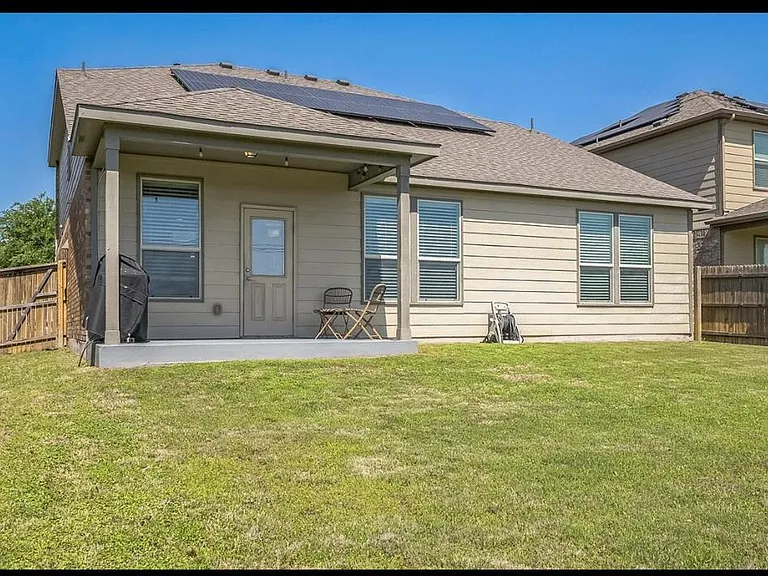 19705 Cherubini Trl — Photo 17