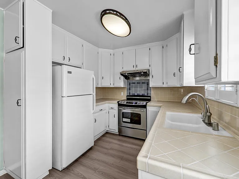 315 N Louise St #307 — Photo 19