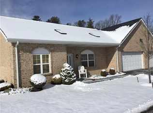 52 David Dr, New Kensington, PA 15068