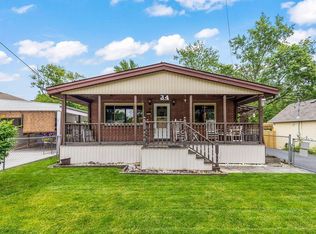 34 Chestnut St, Delaware, OH 43015