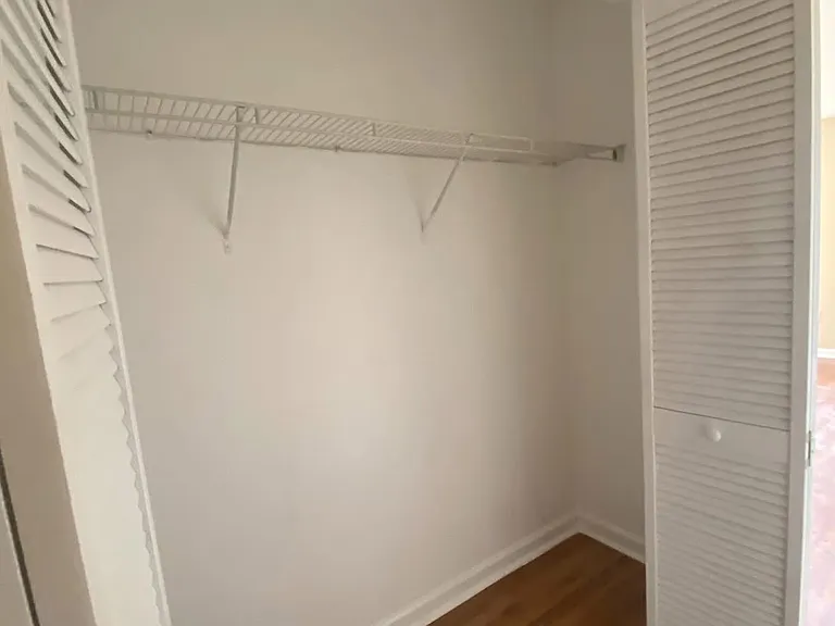 7036 Northgate Dr — Photo 12