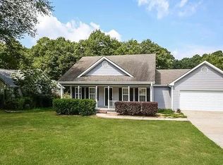 882 Windward Rd, Winder, GA 30680