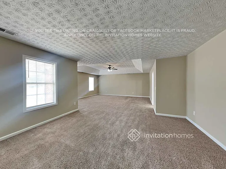 9009 Jimmy Lee Cir — Photo 12