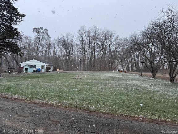 5th image of 2021 W Rose Center Rd