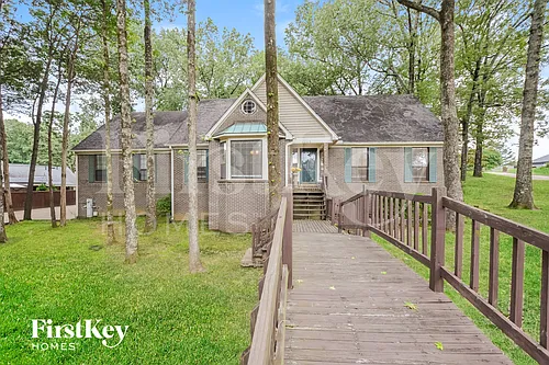3943 Green Spruce Bnd Photo 1