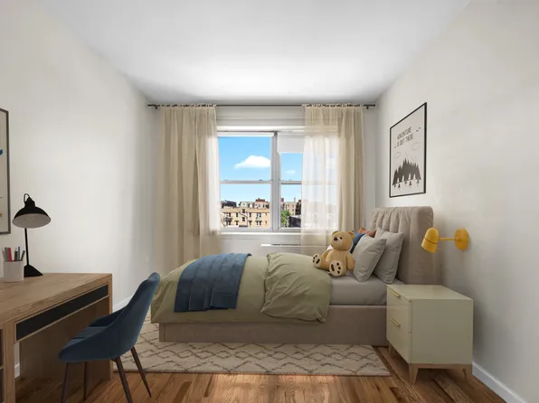 41-02 Queens Boulevard image 4 of 6