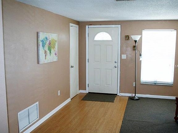 3rd image of 2832 Edenwood St
