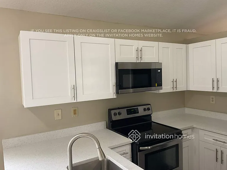 14641 N Beckley Sq — Photo 6