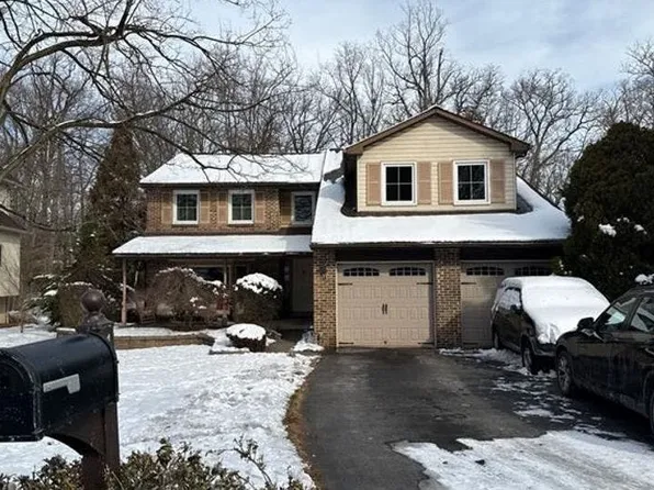 12 Sugar Maple Ln, Horsham, PA 19044