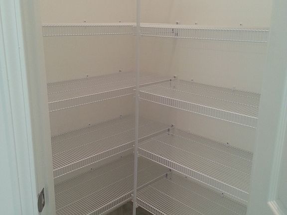 5th image of 245 Michael Dr