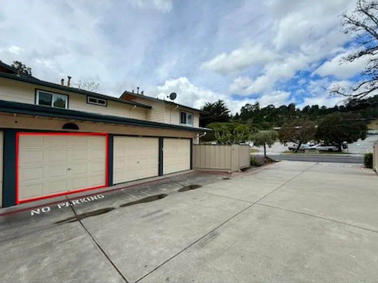 1254 Terra Nova Blvd — Photo 32