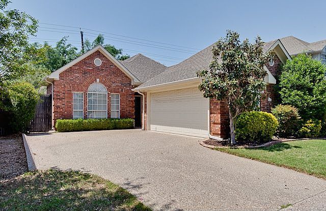 1st image of 3458 Forest Hills Cir